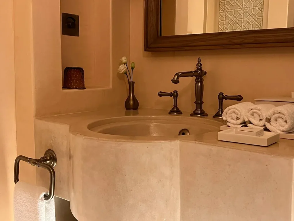 Bathroom. Al Wathba Luxury Collection Resort Spa Abu Dhabi