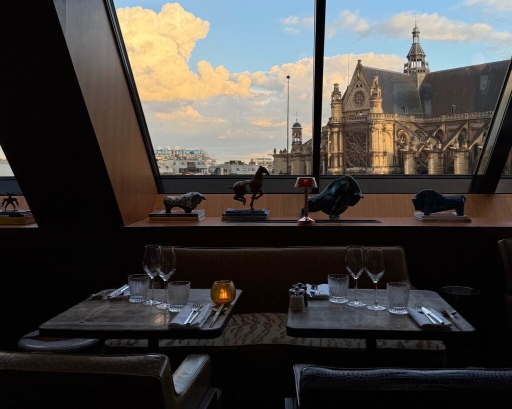 Madame Rêve Hotel, Paris. La Plume restaurant