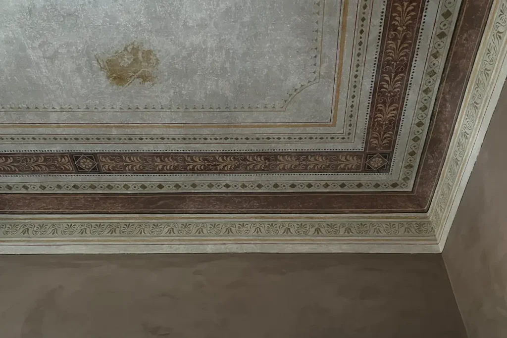 Monument Hotel Athens, frescoed ceilings