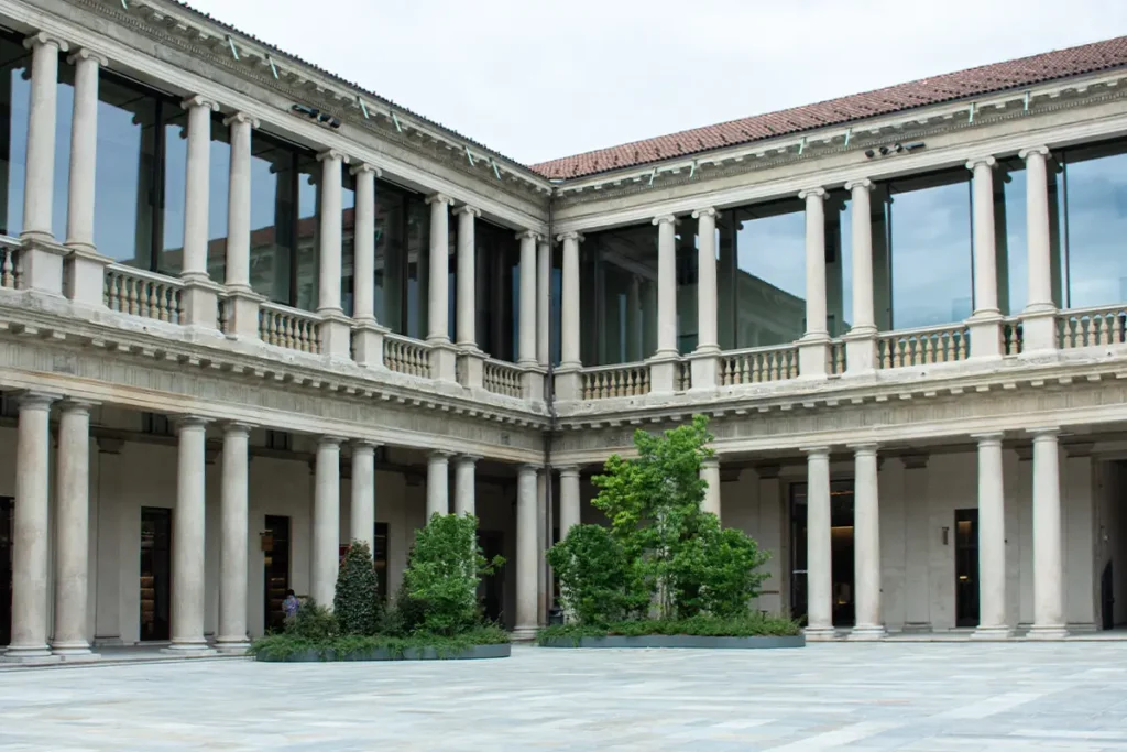 Portrait-Milan-the-interior-quad