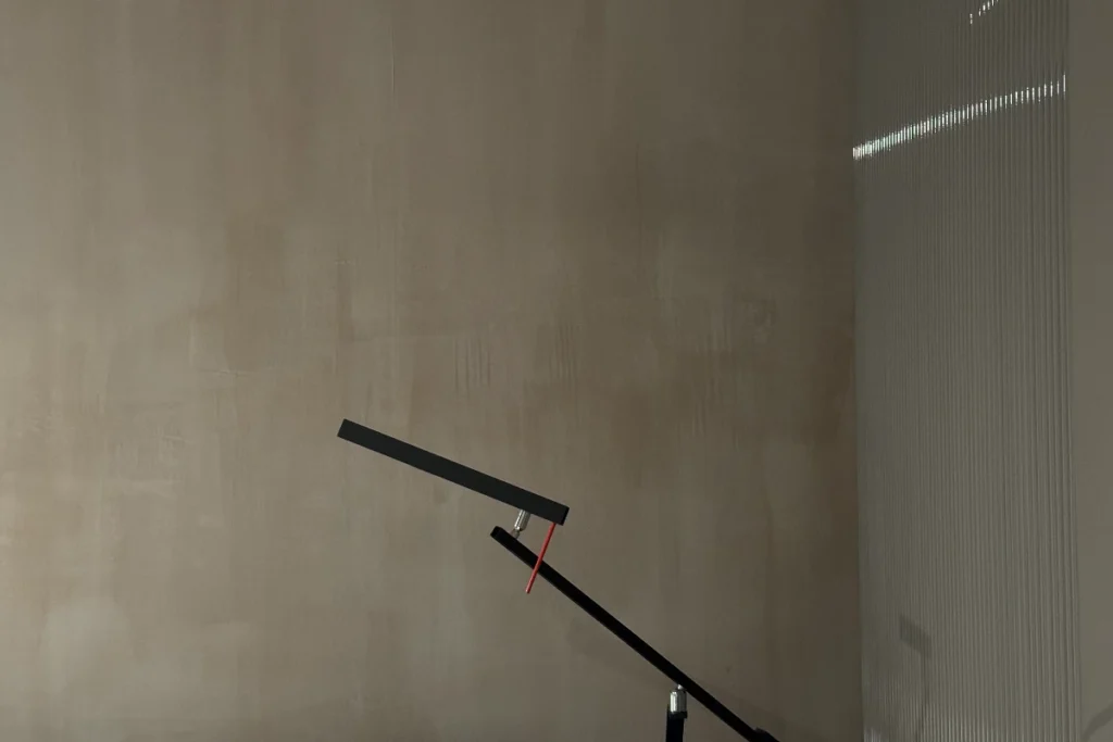 Palazzo Utini, lamp in one room