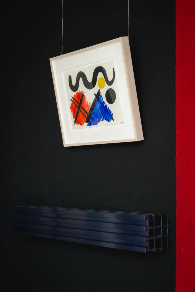 Alexander Calder’s Untitled (1946) and Donald Judd’s Untitled, Ultramarine Blue (1991)