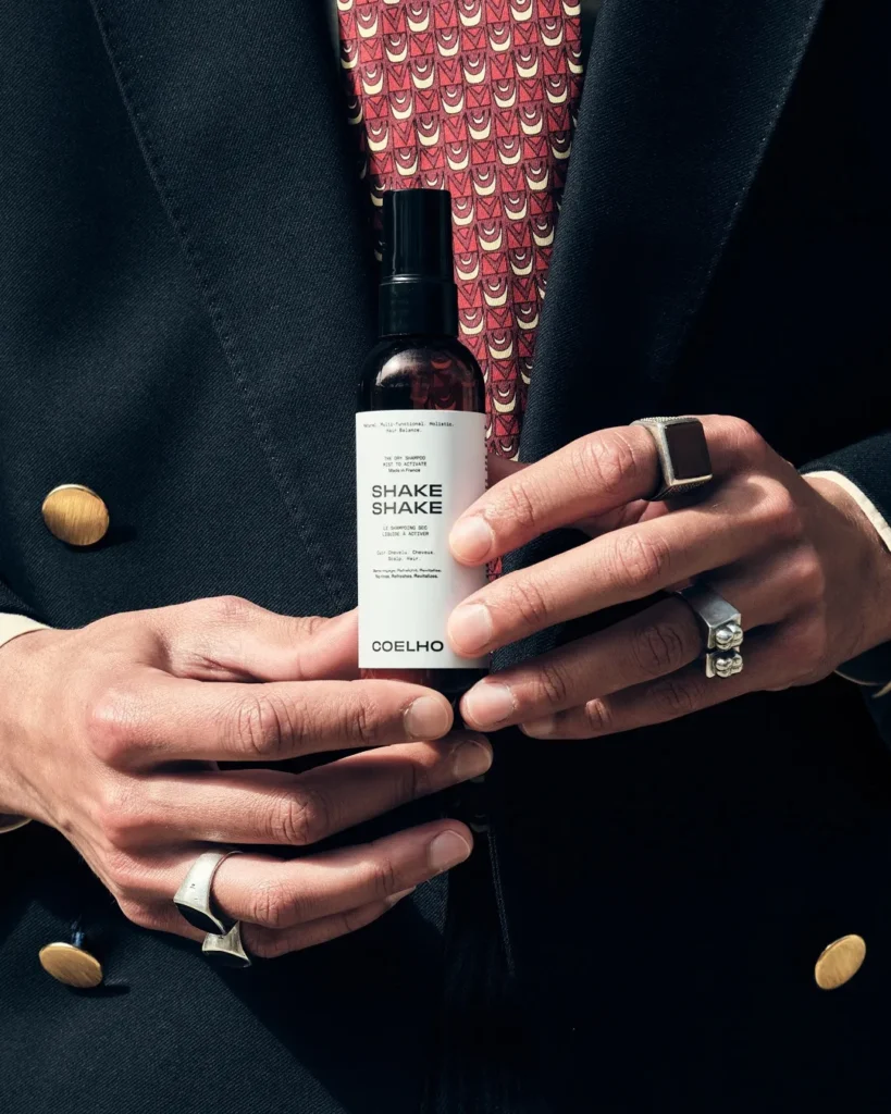 Coelho Beauty's Shake Shake Dry Shampoo © LUC ALONSO