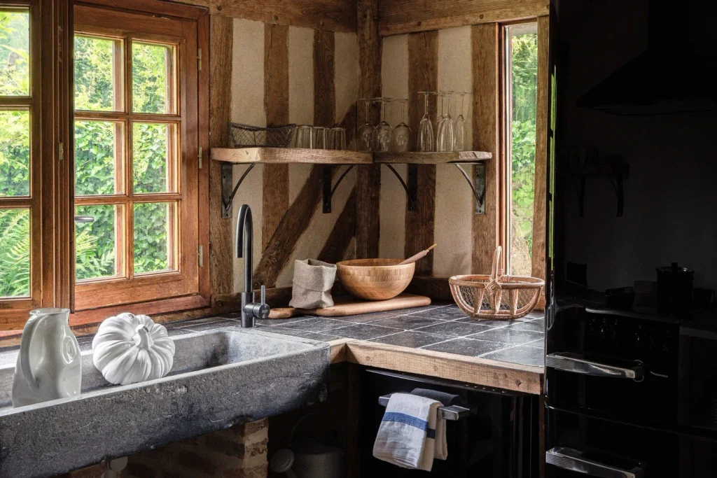 Les Maisons Privées Normandes, La Petite forge